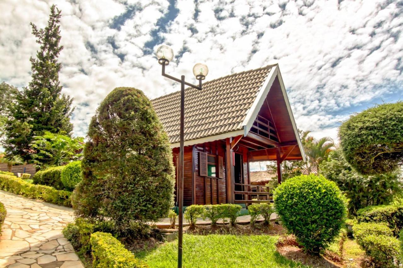 Chale Thermas Hot World Águas de Lindóia Exterior foto